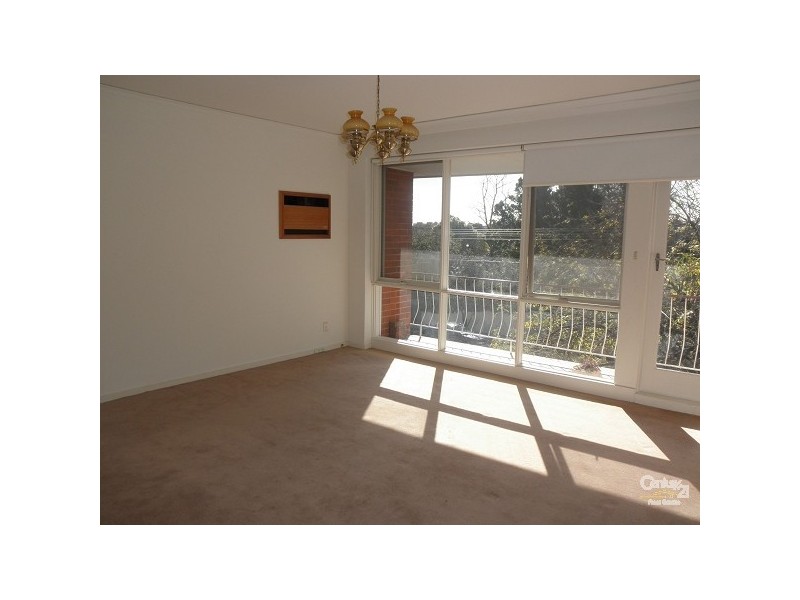 3/10 Sebastopol Street, Caulfield North VIC 3161