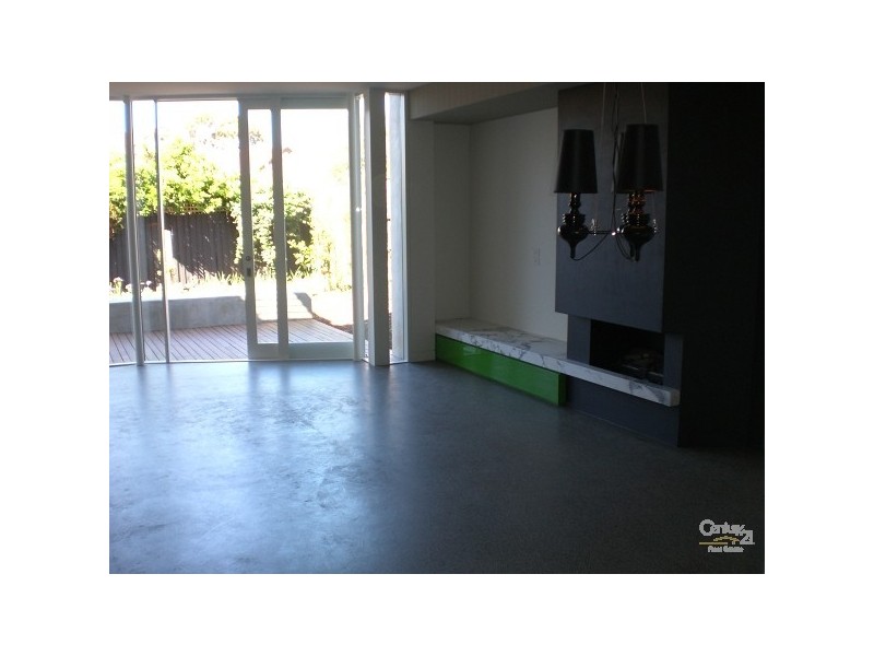 72 Spray Street, Elwood VIC 3184