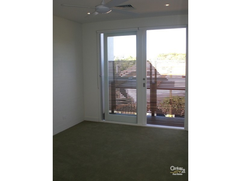 72 Spray Street, Elwood VIC 3184