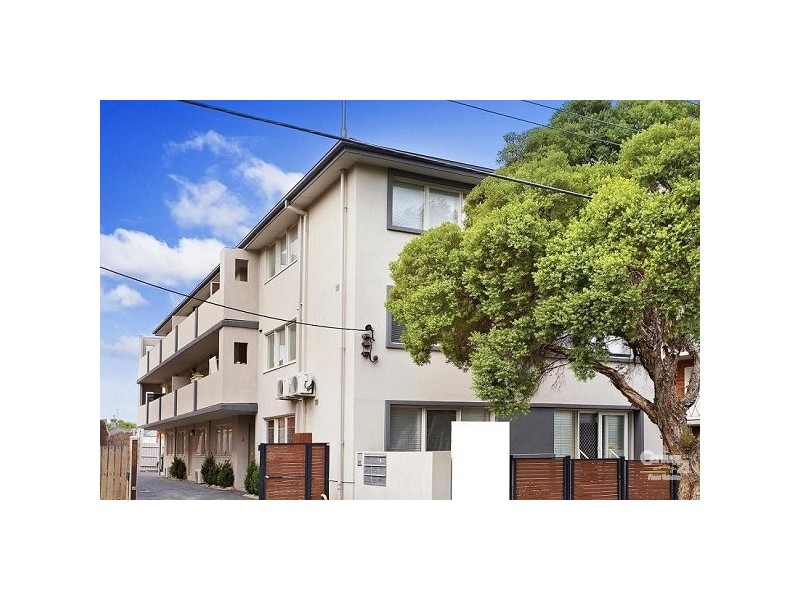 4/8 Marriott Street, St Kilda VIC 3182