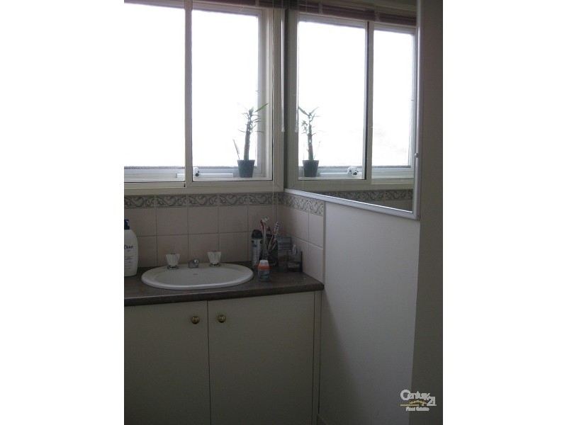 20 Nelson Street, St Kilda East VIC 3183