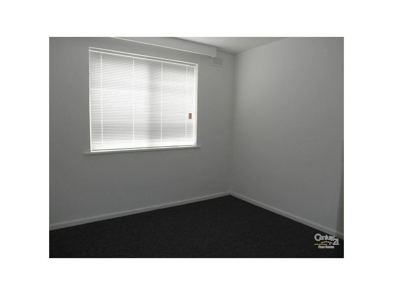 8/319 Inkerman Street, St Kilda East VIC 3183