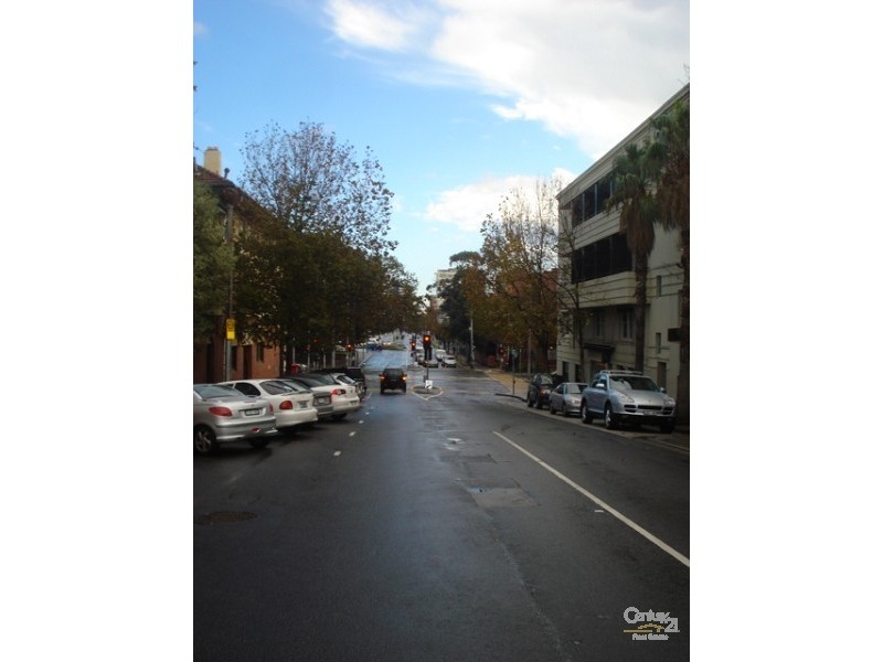 17/1 Acland Street, St Kilda VIC 3182