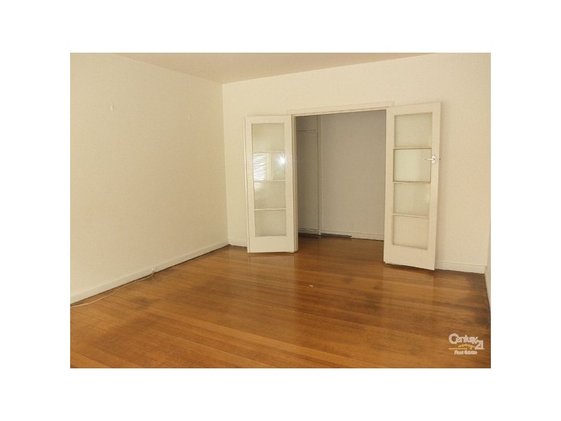 3/12 May Street, Elwood VIC 3184