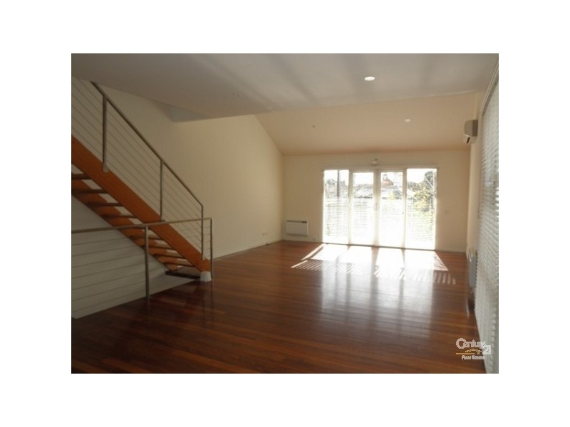 3/33-35 The Avenue, St Kilda East VIC 3183