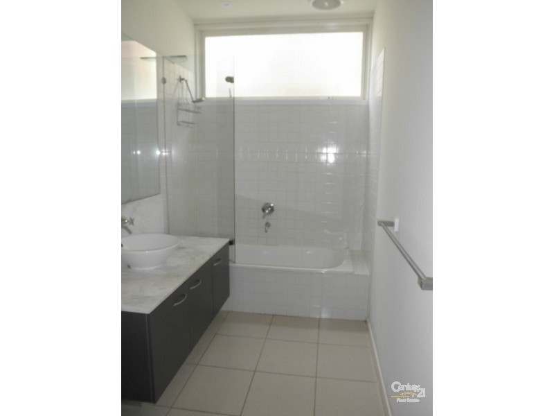 3/33-35 The Avenue, St Kilda East VIC 3183