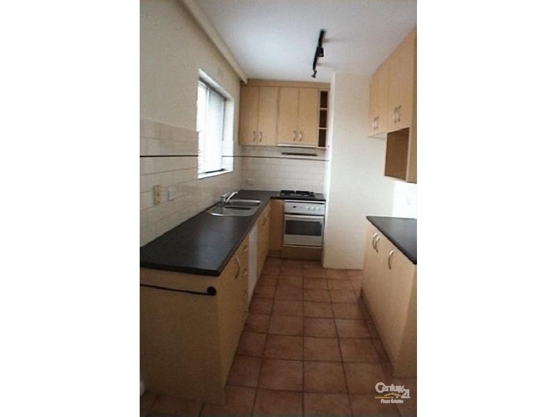 3/7 Addison Street, Elwood VIC 3184