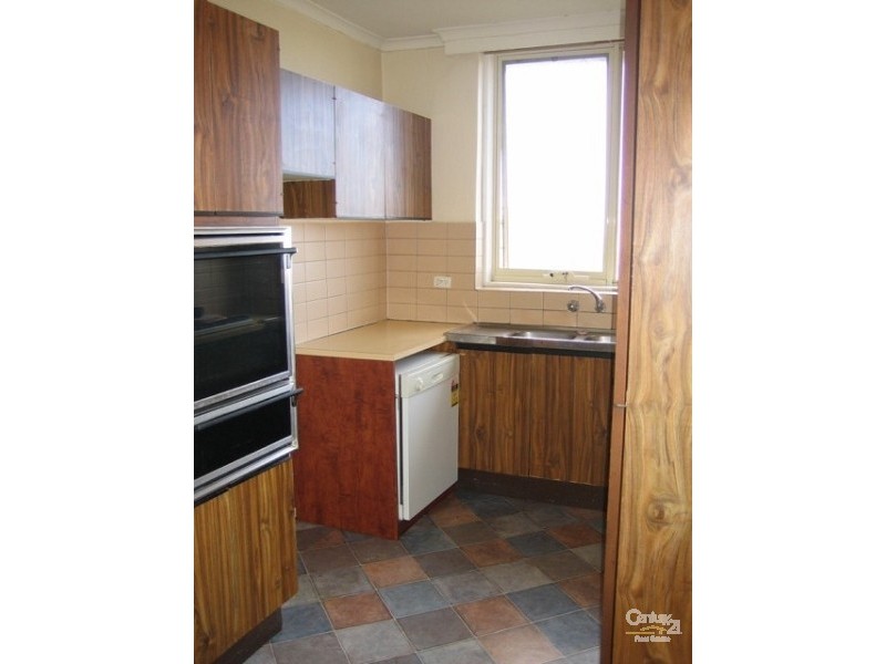 11/80 Grey Street, St Kilda VIC 3182