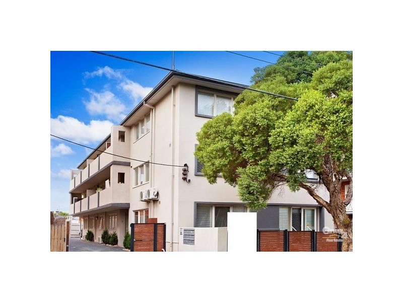 4/8 Marriott Street, St Kilda VIC 3182