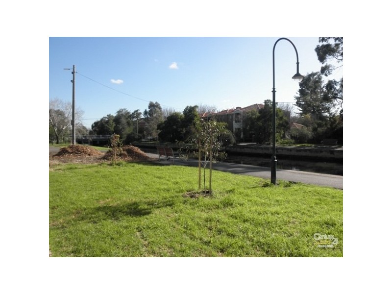 1/64 Broadway, Elwood VIC 3184