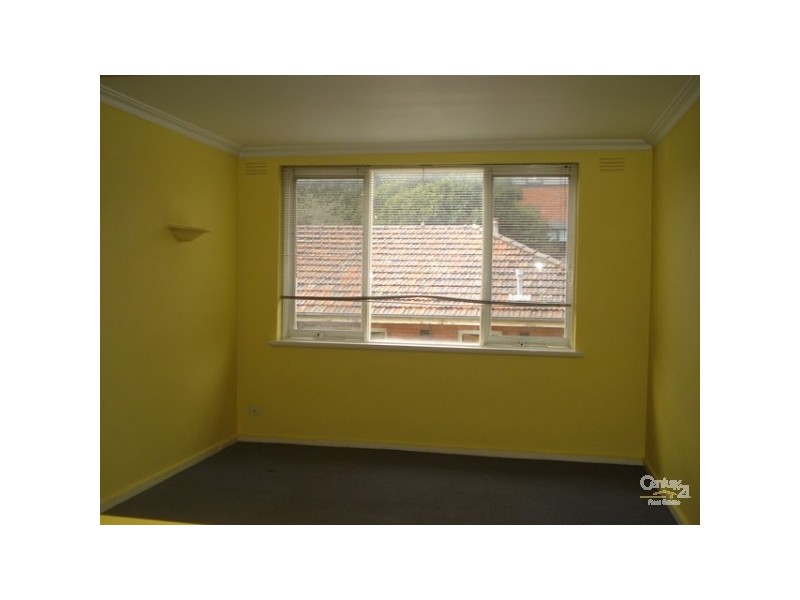 22/4 Alfred Square, St Kilda VIC 3182