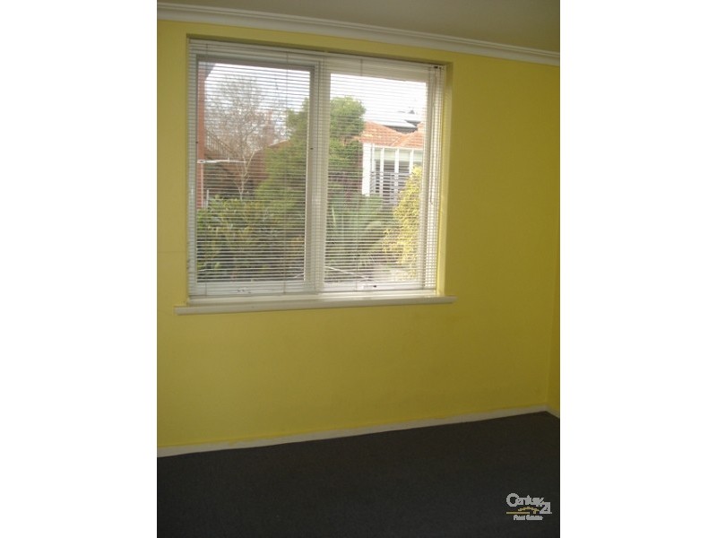 22/4 Alfred Square, St Kilda VIC 3182