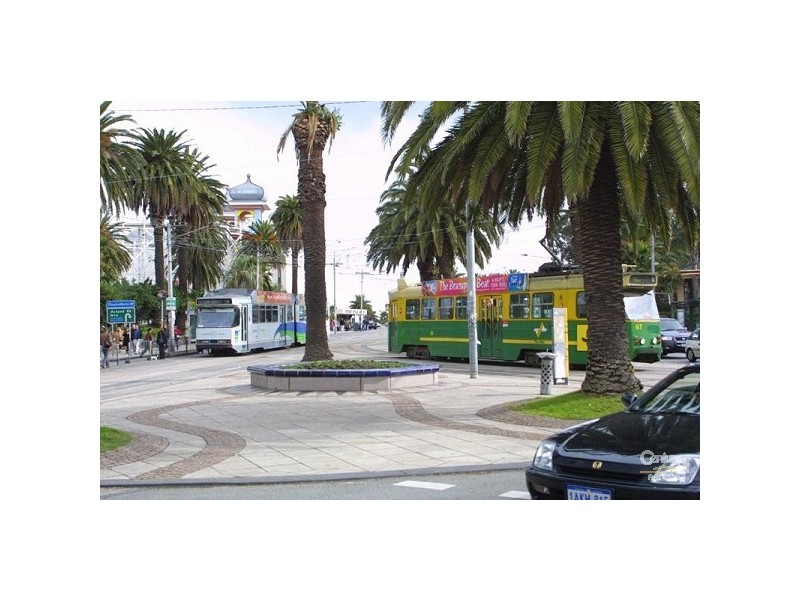 22/4 Alfred Square, St Kilda VIC 3182
