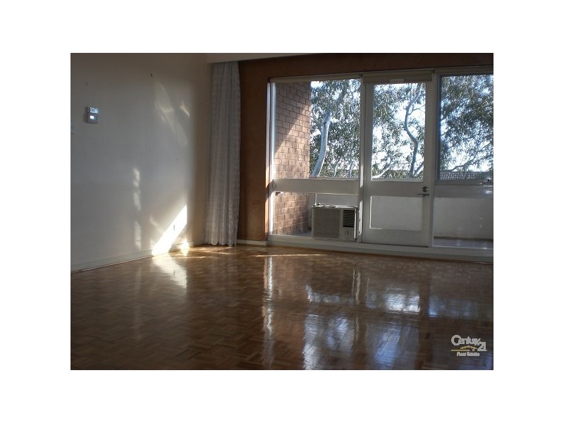 10/363 Balaclava Road, Caulfield North VIC 3161