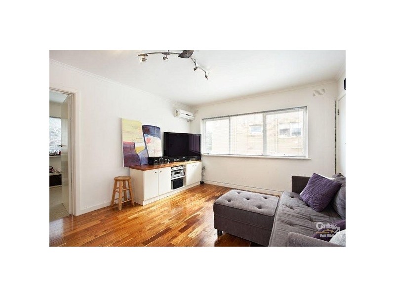 4/8 Marriott Street, St Kilda VIC 3182