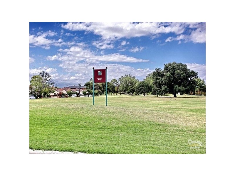 14 Filbert Street, Caulfield South VIC 3162