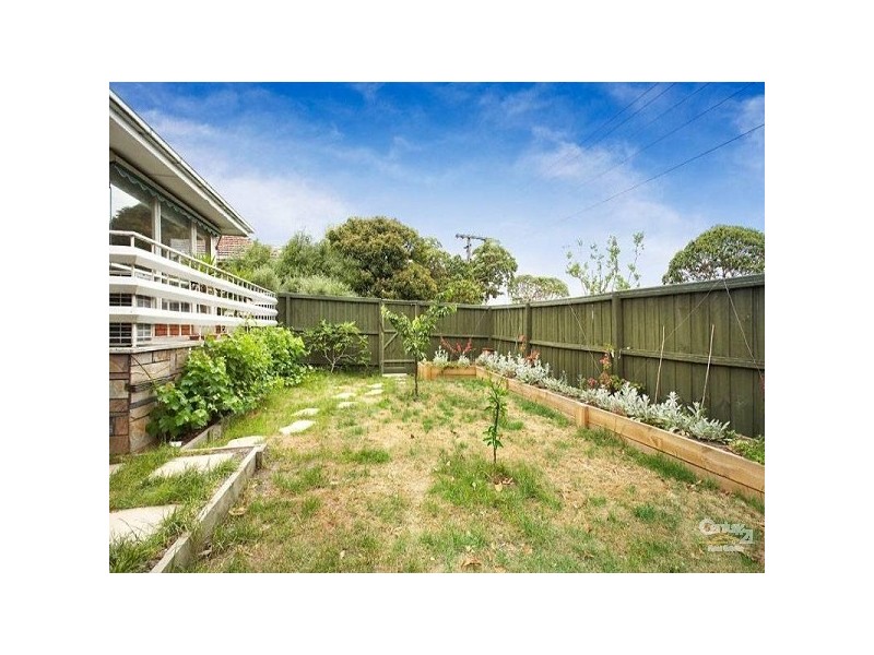 2/35 Nepean Hwy, Elsternwick VIC 3185