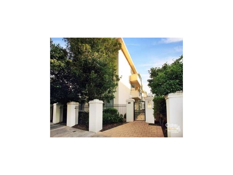 9/27 Mitford Street, St Kilda VIC 3182