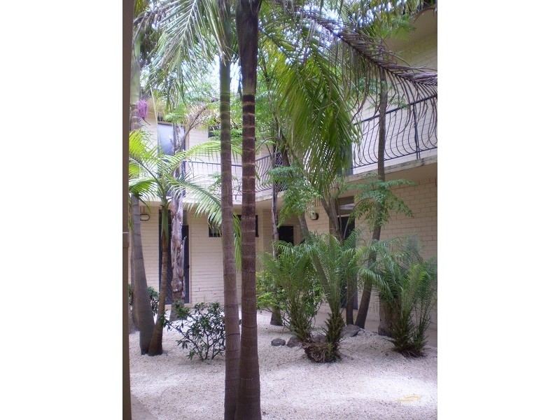 2/5 Duke Street, Caulfield South VIC 3162