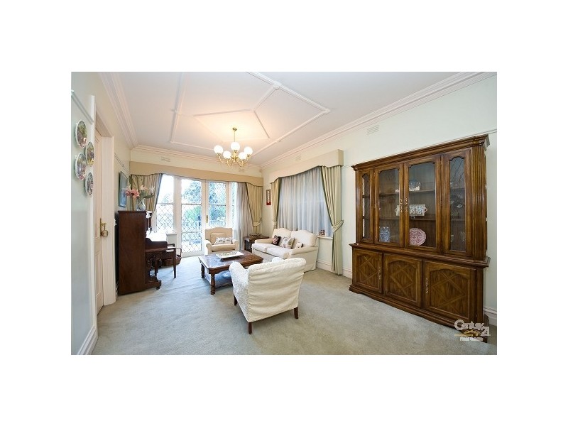 5 Sidwell Avenue, St Kilda East VIC 3183