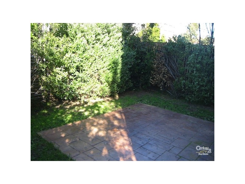 1/26 Burnett Street, St Kilda VIC 3182