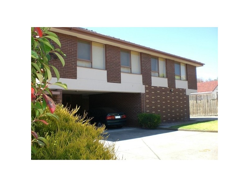 8/10 Roseberry Grove, Glen Huntly VIC 3163