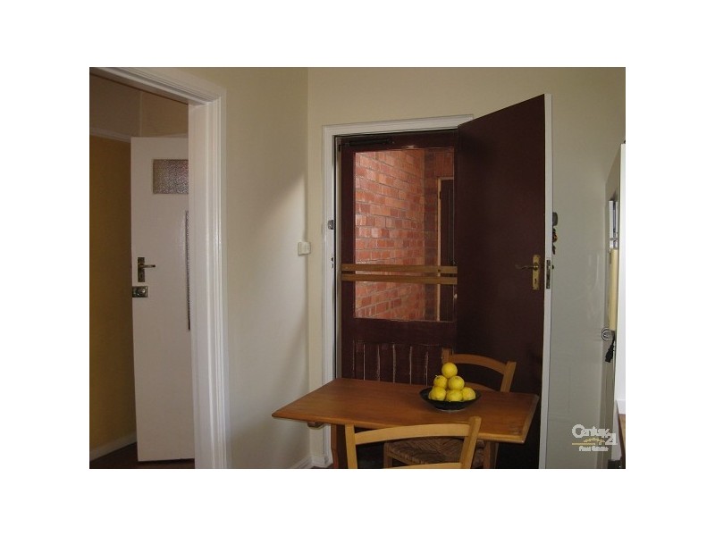 2/73 Pakington Street, St Kilda VIC 3182