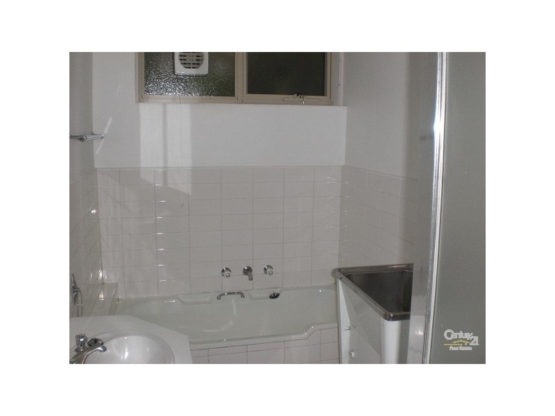 2/23 Charles Street, Elsternwick VIC 3185