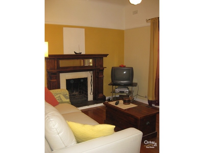 2/73 Pakington Street, St Kilda VIC 3182