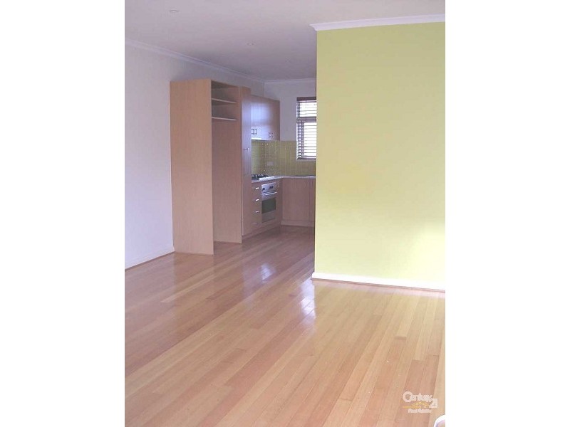 8/46 Foam Street, Elwood VIC 3184