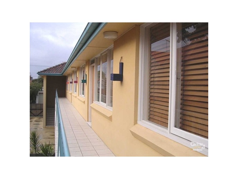 8/46 Foam Street, Elwood VIC 3184