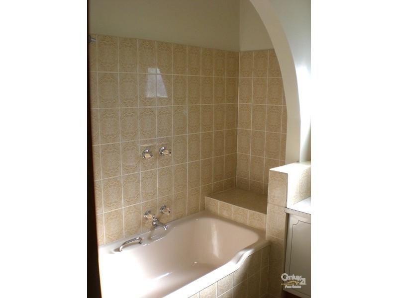 23 Emma Street, Caulfield South VIC 3162