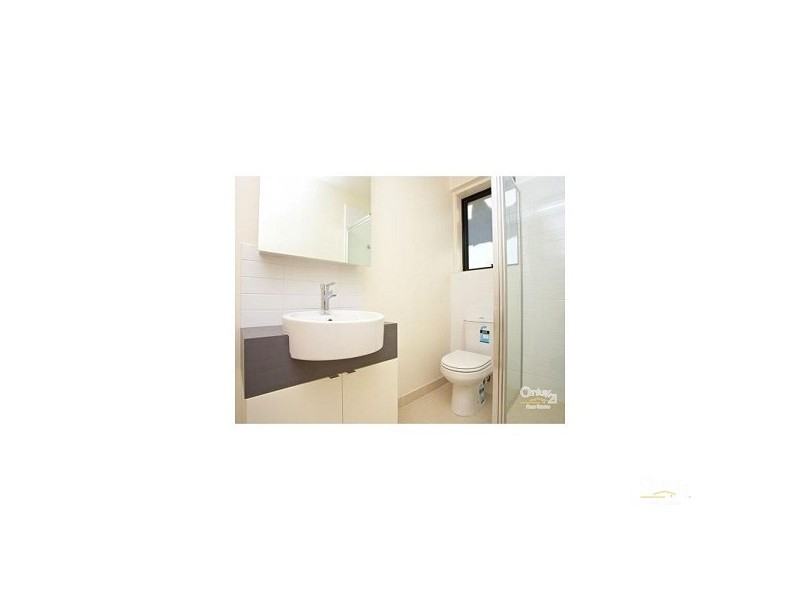 2/22 Sycamore Grove, St Kilda East VIC 3183