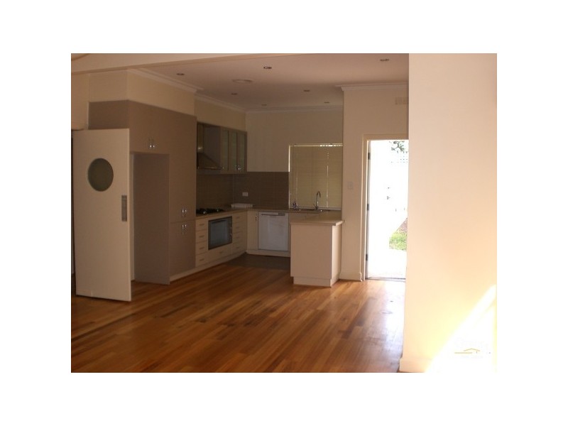 3 Oulton Street, Caulfield North VIC 3161