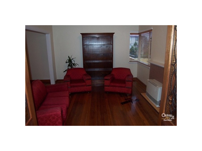 4/103 Grosvenor, St Kilda East VIC 3183