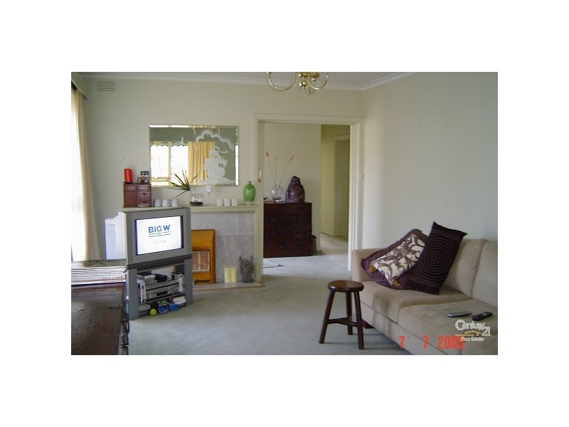 4 Penleigh Court, St Kilda East VIC 3183