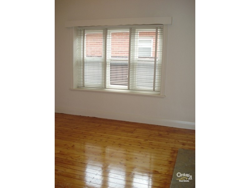 14 McHenry Street, St Kilda East VIC 3183