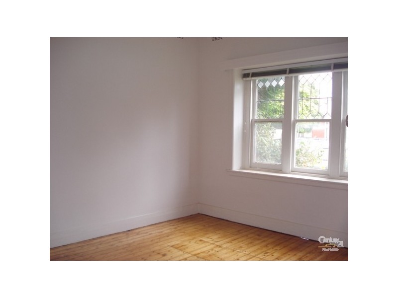 14 McHenry Street, St Kilda East VIC 3183