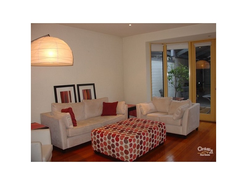 322 Canterbury Road, St Kilda West VIC 3182