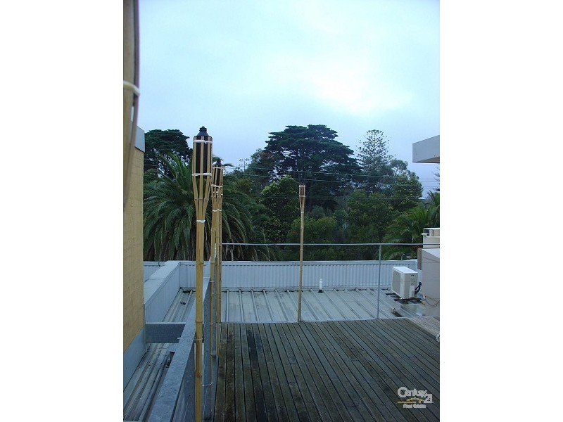 322 Canterbury Road, St Kilda West VIC 3182