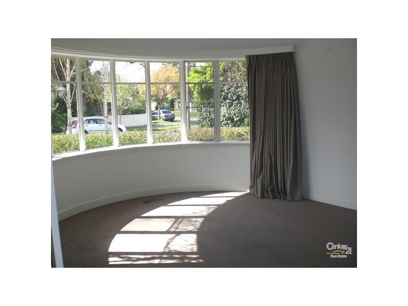 1/27 Denman Ave, St Kilda East VIC 3183