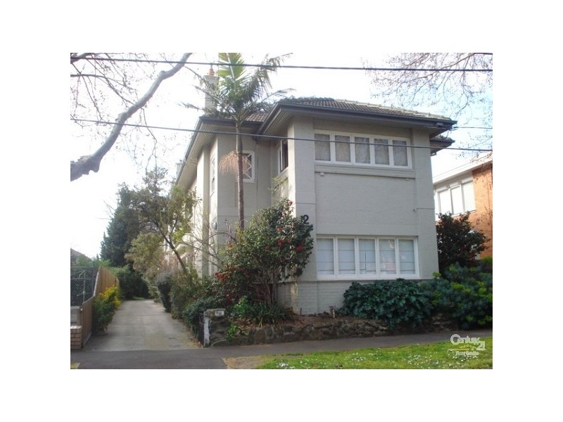 11/2 Redan Street, St Kilda VIC 3182