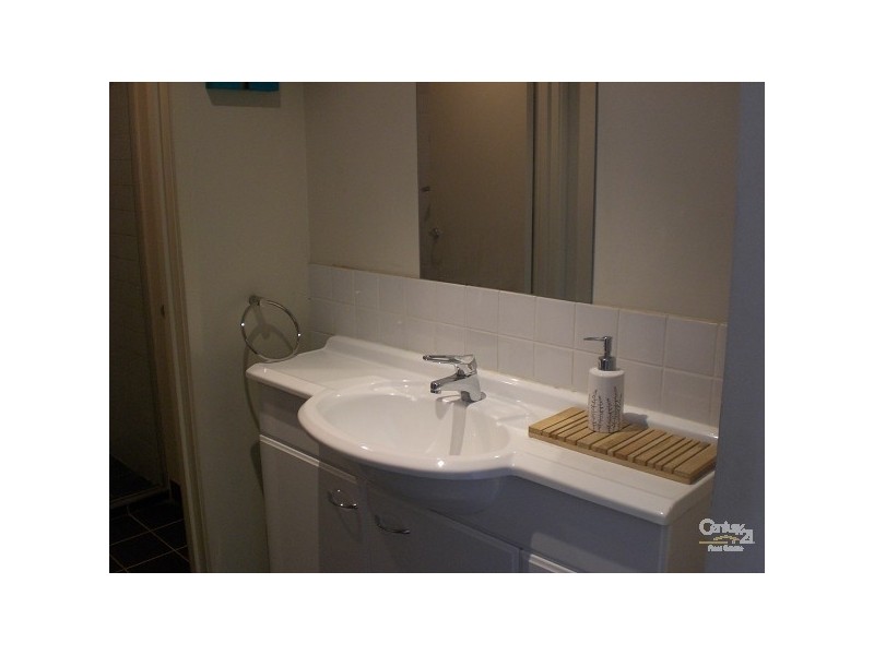 13/65 Westbury Street, St Kilda East VIC 3183