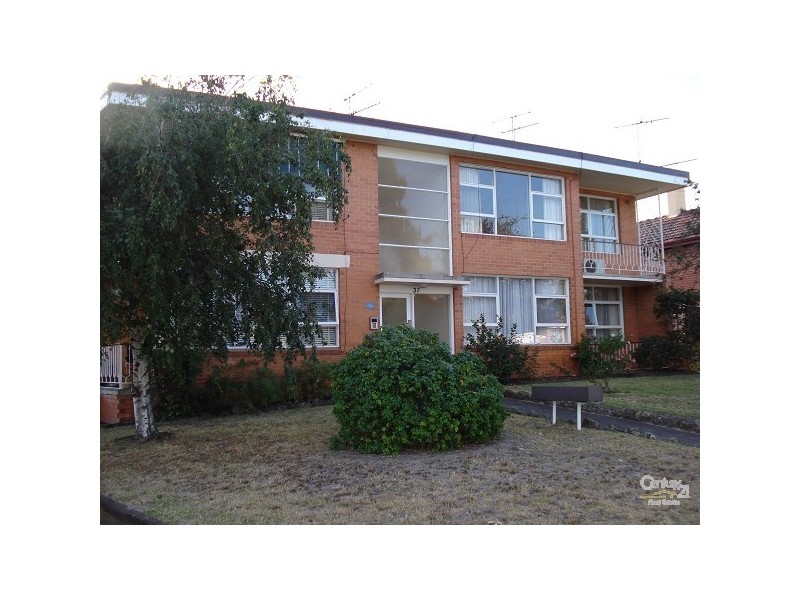 8/37 Orrong Road, Elsternwick VIC 3185