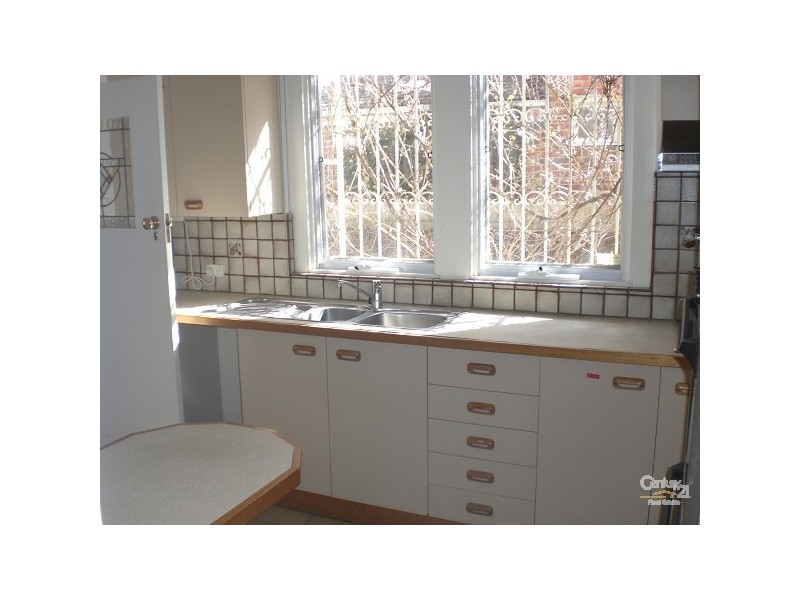 1/27 Denman Avenue, St Kilda East VIC 3183