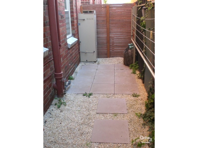 3/5 The Avenue, St Kilda East VIC 3183