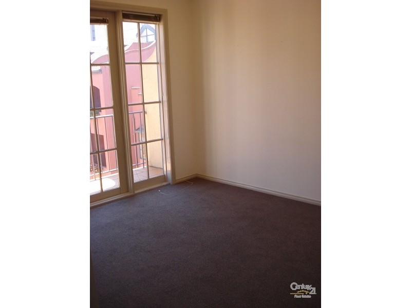 61/151 Fitzroy Street, St Kilda VIC 3182