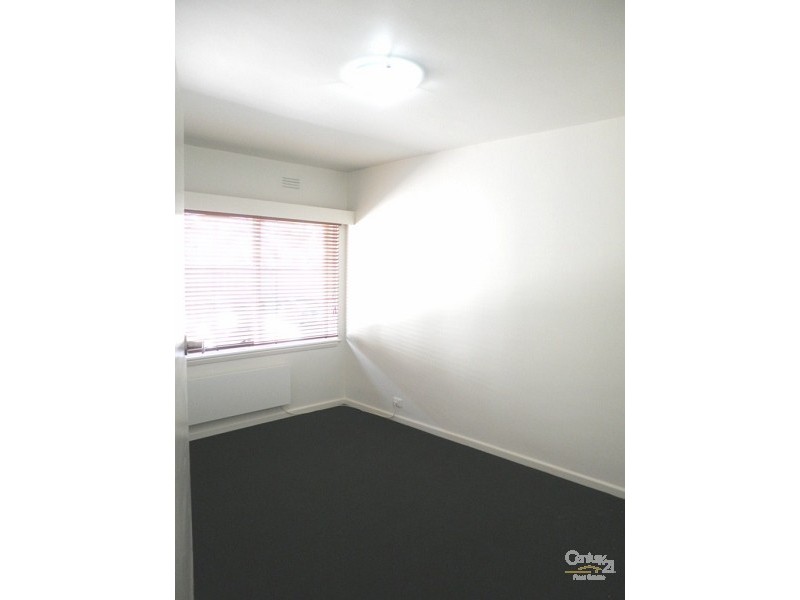 2/11 Southey Street, Elwood VIC 3184