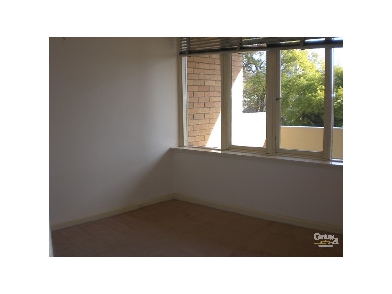 9/4 Bruce Street, Toorak VIC 3142