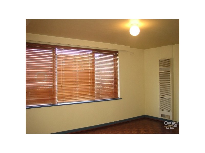 9/2A Robe Street, St Kilda VIC 3182